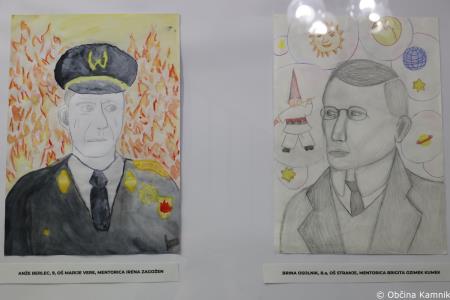 V prostorih občinske stavbe na ogled razstava literarnih in likovnih del na temo Častni občan Kamnika (54)